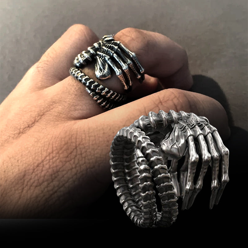 Alien-Facehugger-Ring