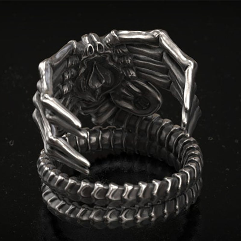 Alien-Facehugger-Ring