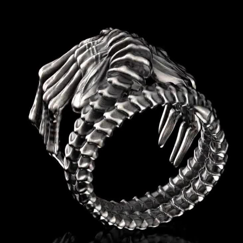 Alien-Facehugger-Ring