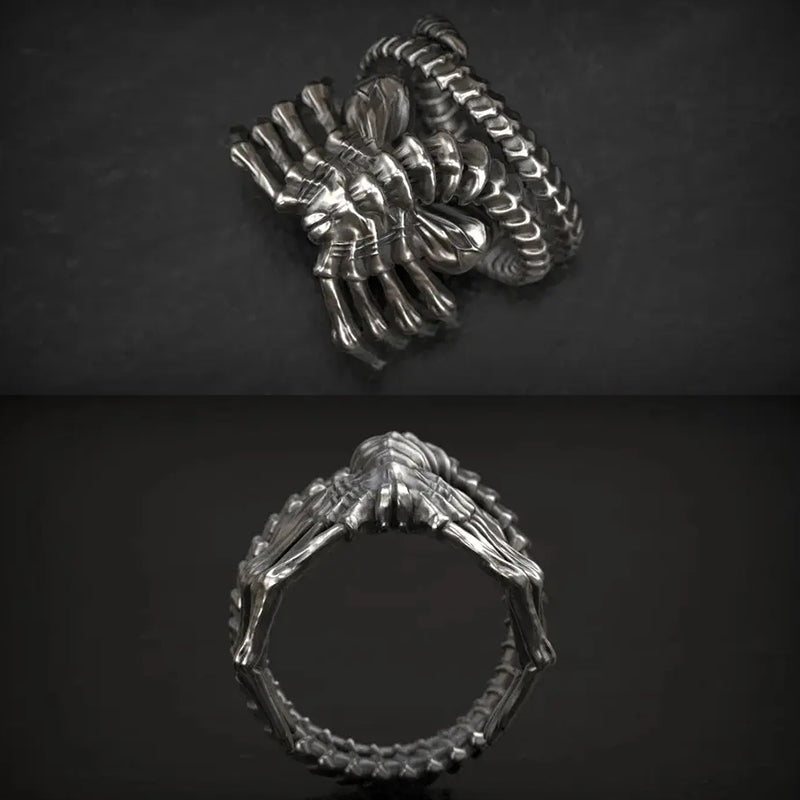 Alien-Facehugger-Ring