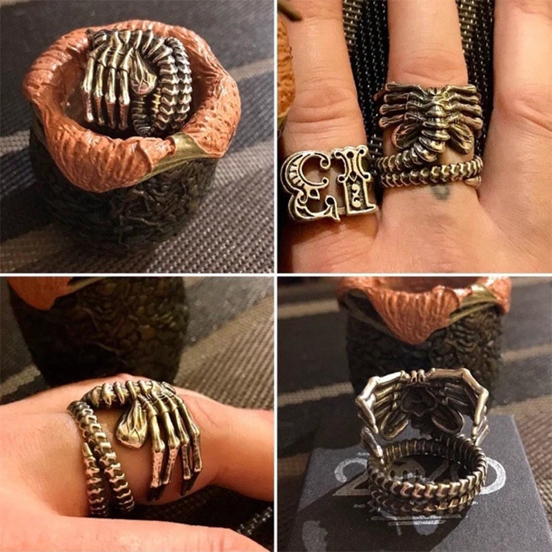 Alien-Facehugger-Ring